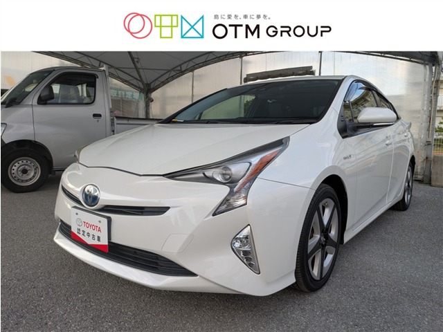 トヨタ プリウス