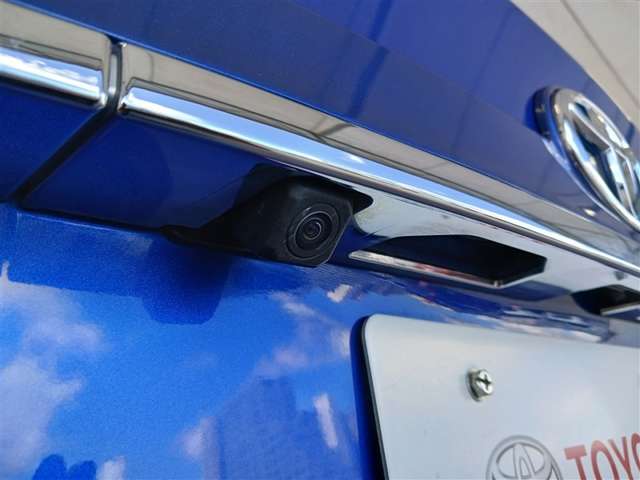 トヨタ カムリハイブリッド