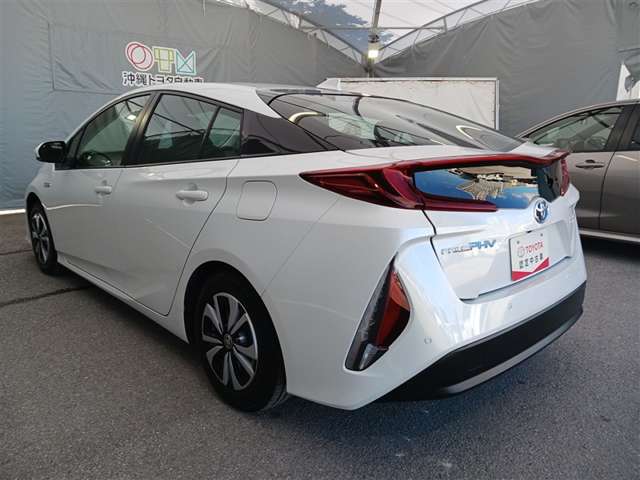トヨタ プリウスPHV