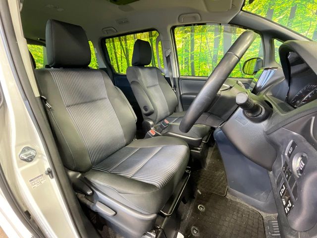 トヨタ ヴォクシー