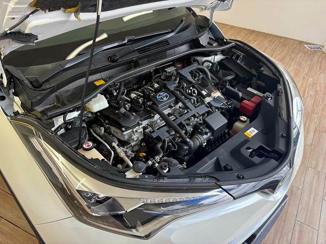 トヨタ C-HR