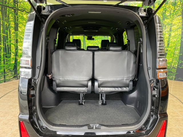 トヨタ ヴォクシー