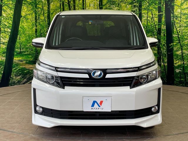 トヨタ ヴォクシー