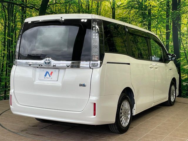 トヨタ ヴォクシー