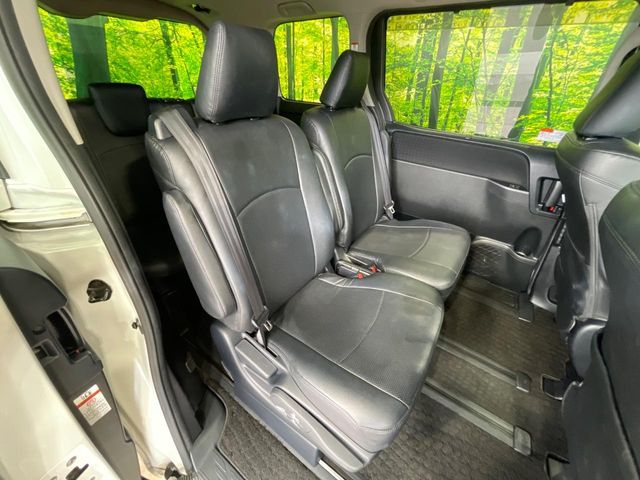 トヨタ ヴォクシー