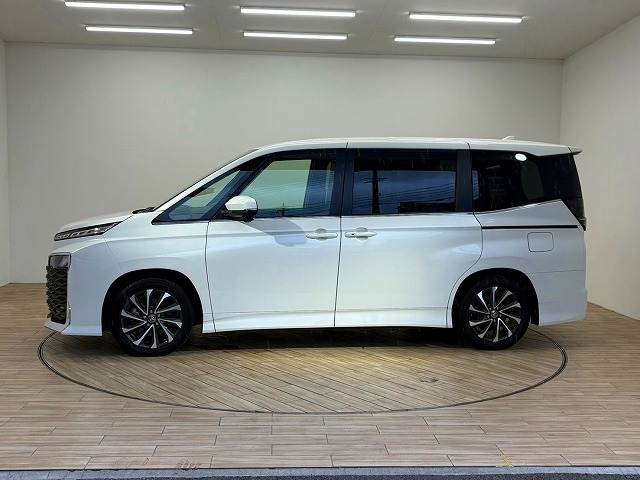 トヨタ ヴォクシー