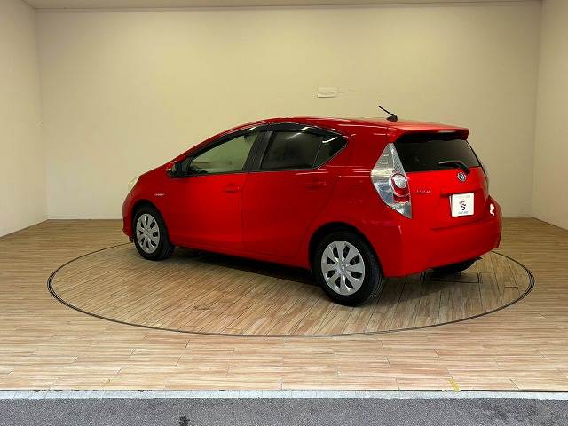 トヨタ アクア