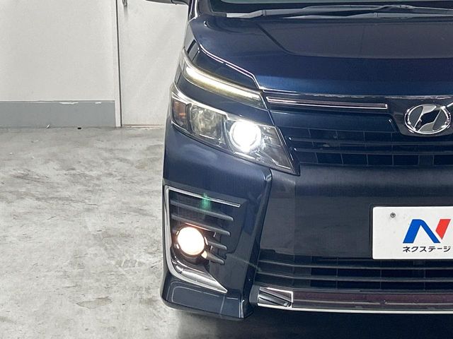 トヨタ ヴォクシー