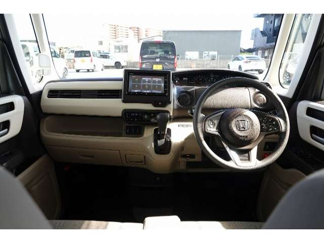 ホンダ N-BOX