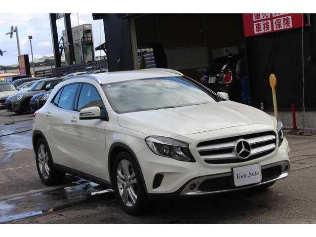 メルセデス・ベンツ GLAクラス