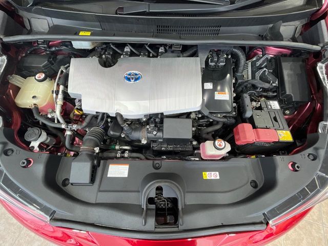 トヨタ プリウス