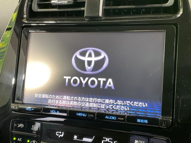 トヨタ プリウス