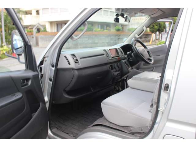 トヨタ ハイエースバン