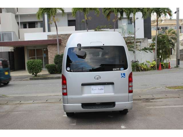 トヨタ ハイエースバン