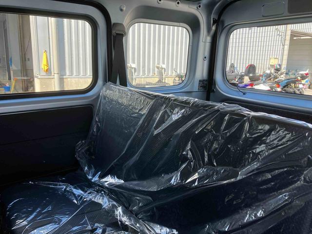 ダイハツ ハイゼットカーゴ