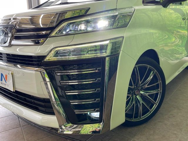 トヨタ ヴェルファイア