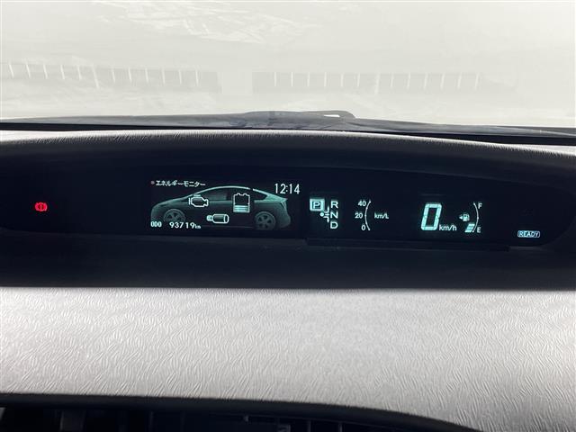 トヨタ プリウス