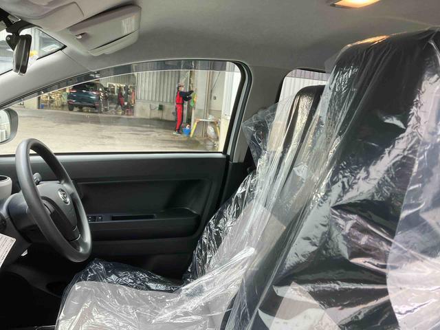 ダイハツ ミライース