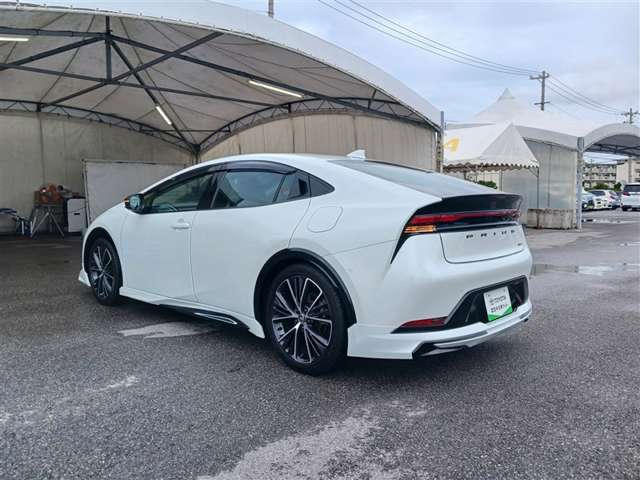 トヨタ プリウス