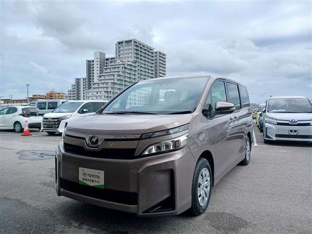 トヨタ ヴォクシー