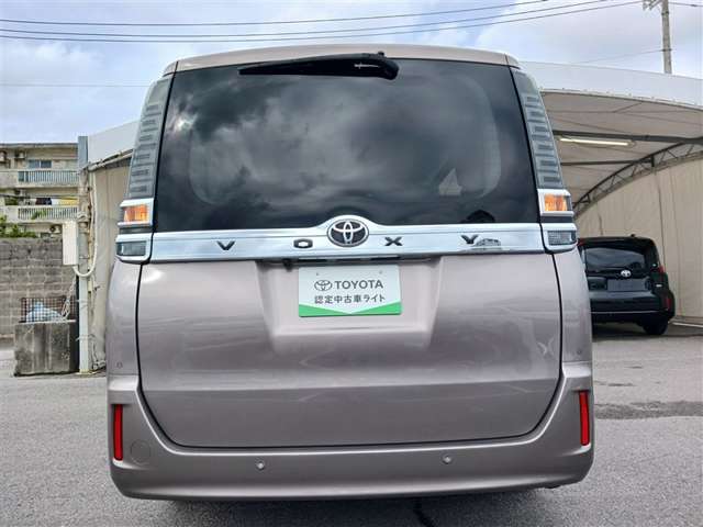 トヨタ ヴォクシー