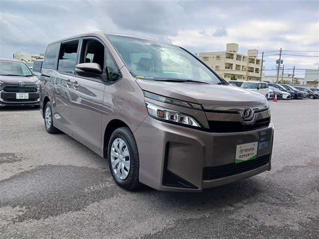 トヨタ ヴォクシー