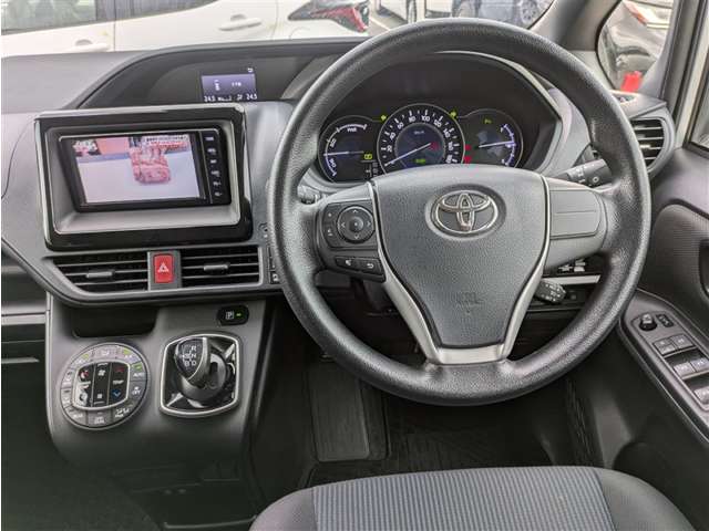 トヨタ ヴォクシー