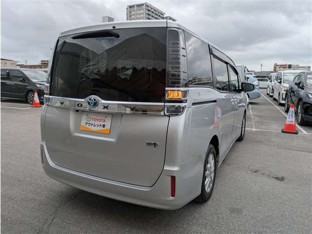 トヨタ ヴォクシー