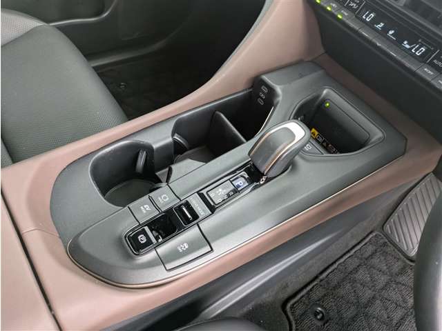 トヨタ クラウンクロスオーバー