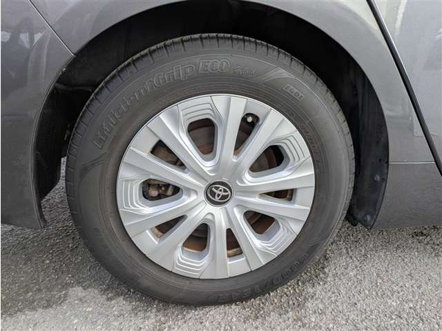 トヨタ プリウス