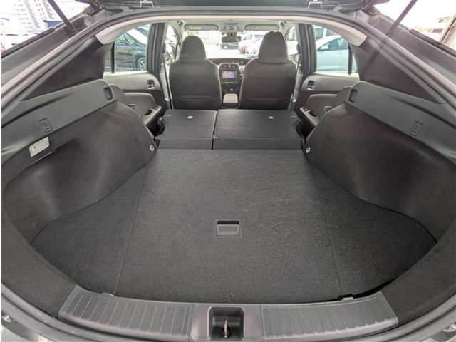 トヨタ プリウス