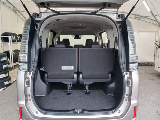 トヨタ ヴォクシー