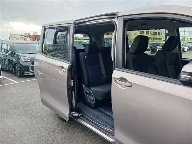 トヨタ ヴォクシー