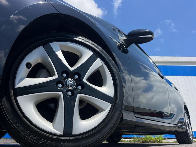 トヨタ プリウス