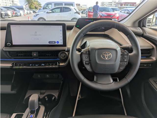 トヨタ プリウス