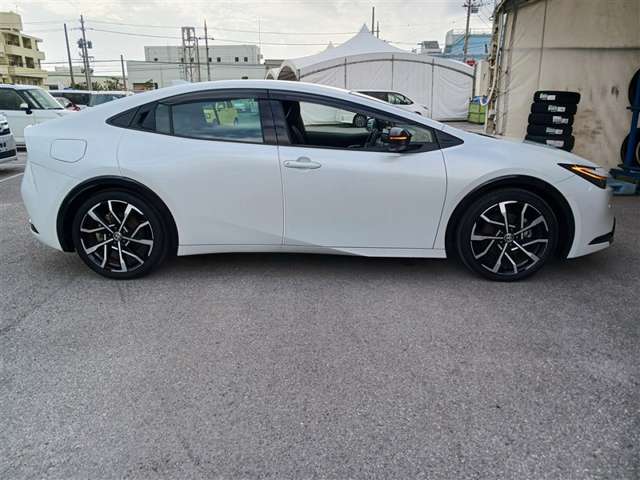 トヨタ プリウス