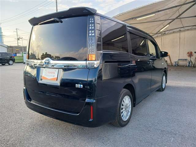 トヨタ ヴォクシー