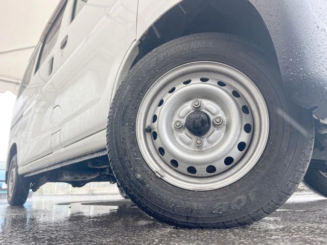 ダイハツ ハイゼットカーゴ