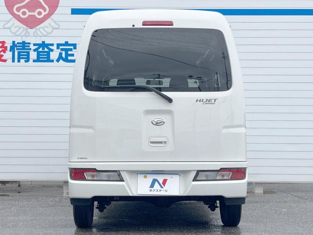 ダイハツ ハイゼットカーゴ