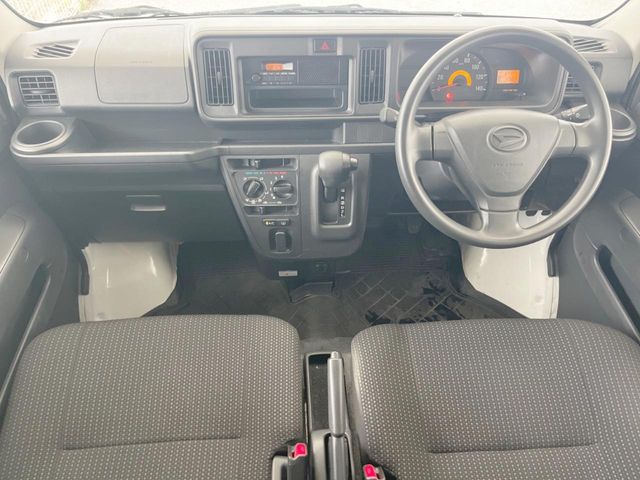 ダイハツ ハイゼットカーゴ