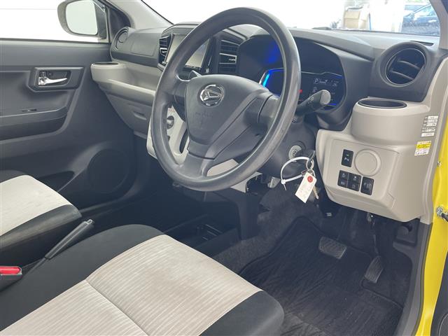 ダイハツ ミライース