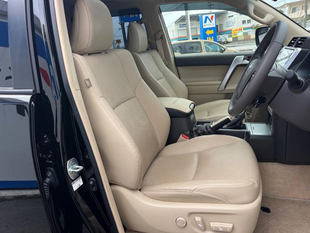 トヨタ ランドクルーザープラド