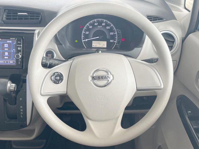 日産 デイズ