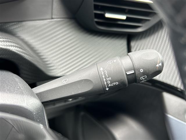 プジョー 2008