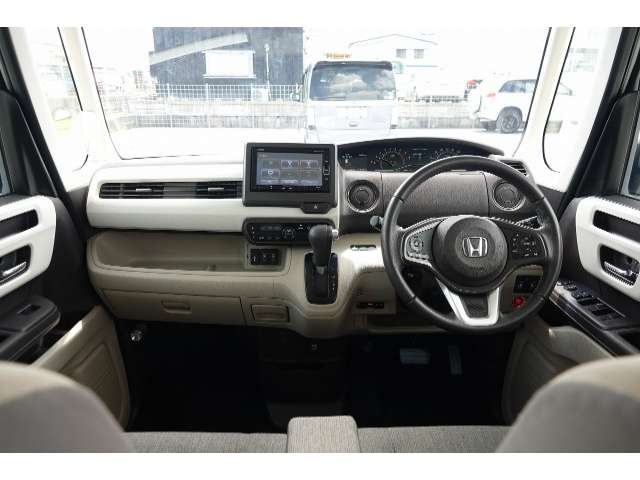 ホンダ N-BOX