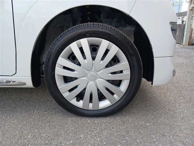 ダイハツ キャスト