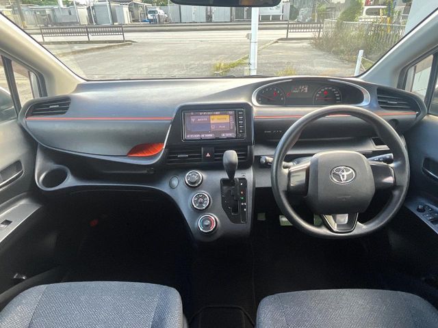 トヨタ シエンタ