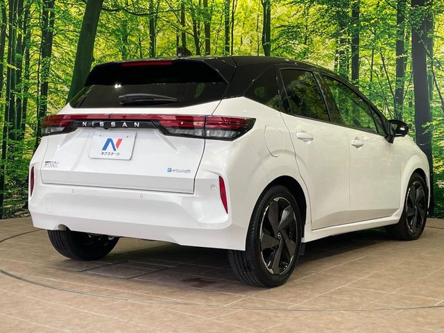 日産 ノートオーラ