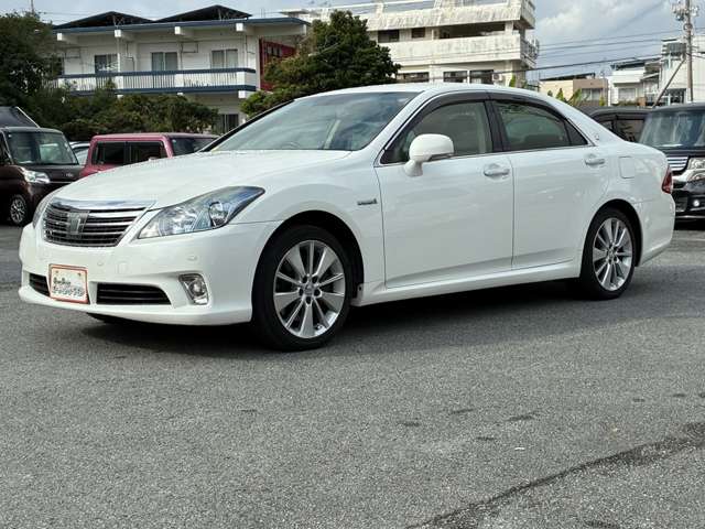 トヨタ クラウンハイブリッド