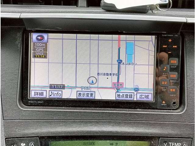 トヨタ プリウス